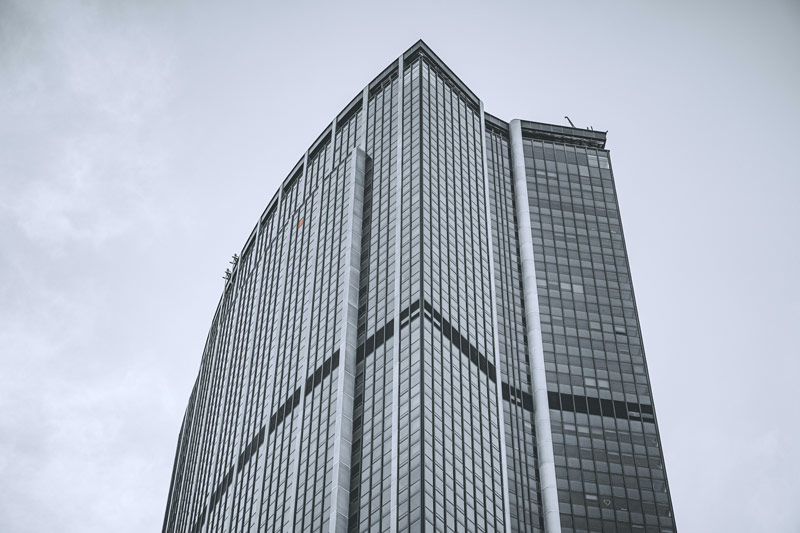 Curtain wall system design considerations for commercial skyscrapers